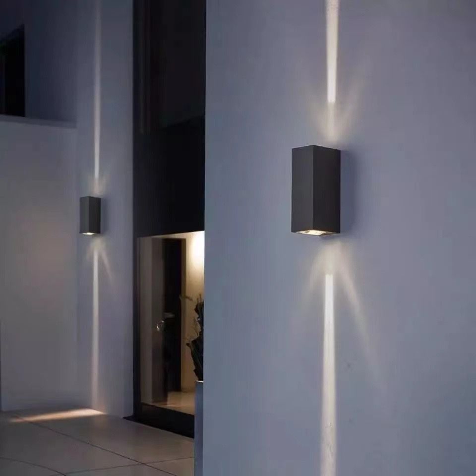 Lámpara de pared LED con foco de doble cabezal decorativa para exterior