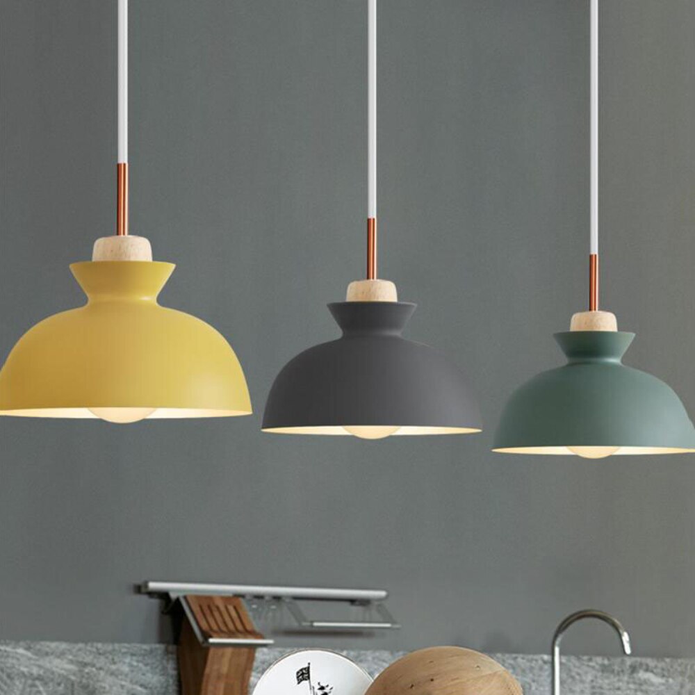Lámpara de araña de una sola cabeza de hierro forjado y madera maciza, estilo industrial retro creativo