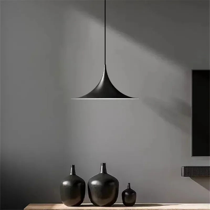 Lámpara Colgante Minimalista de Metal para Comedor