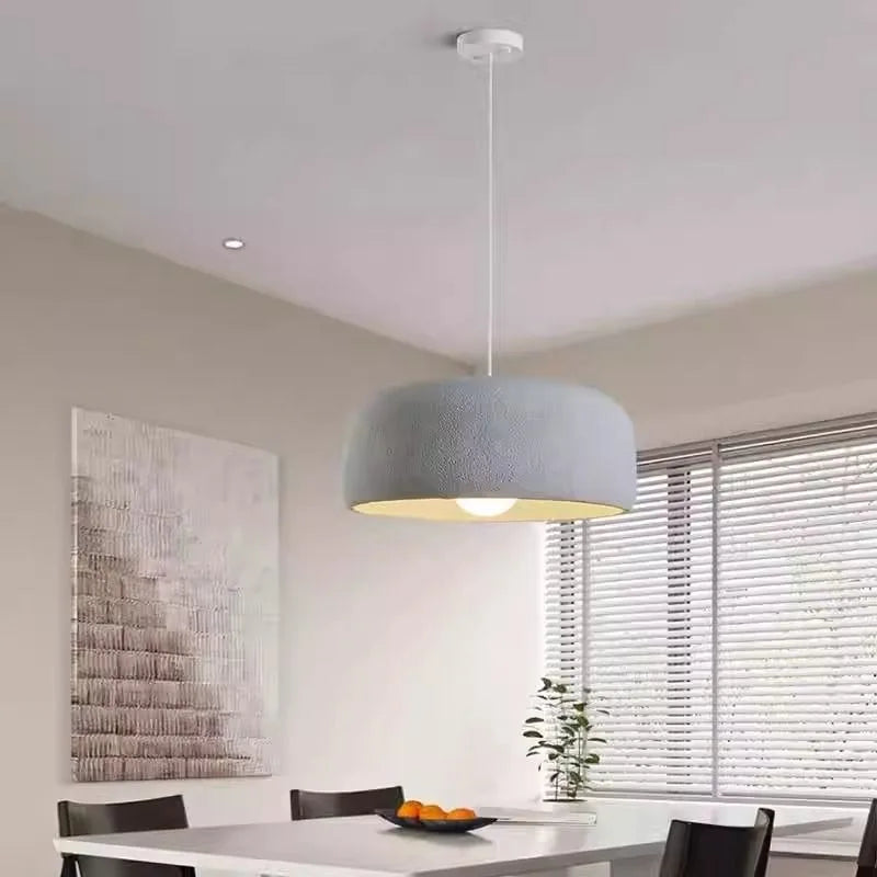 Lámpara Colgante Minimalista de Resina para Comedor
