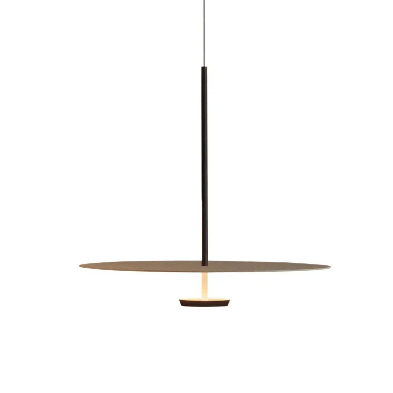 Lámpara colgante de hierro minimalista con detalle de madera