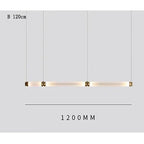 Lámpara colgante de cristal minimalista con detalles de latón