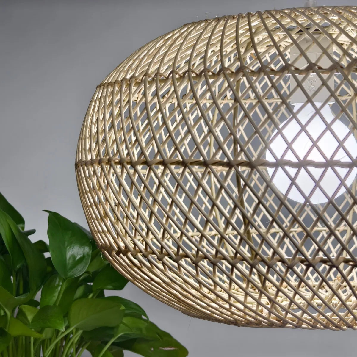 Lámpara colgante bohemia de ratán de bambú para comedor
