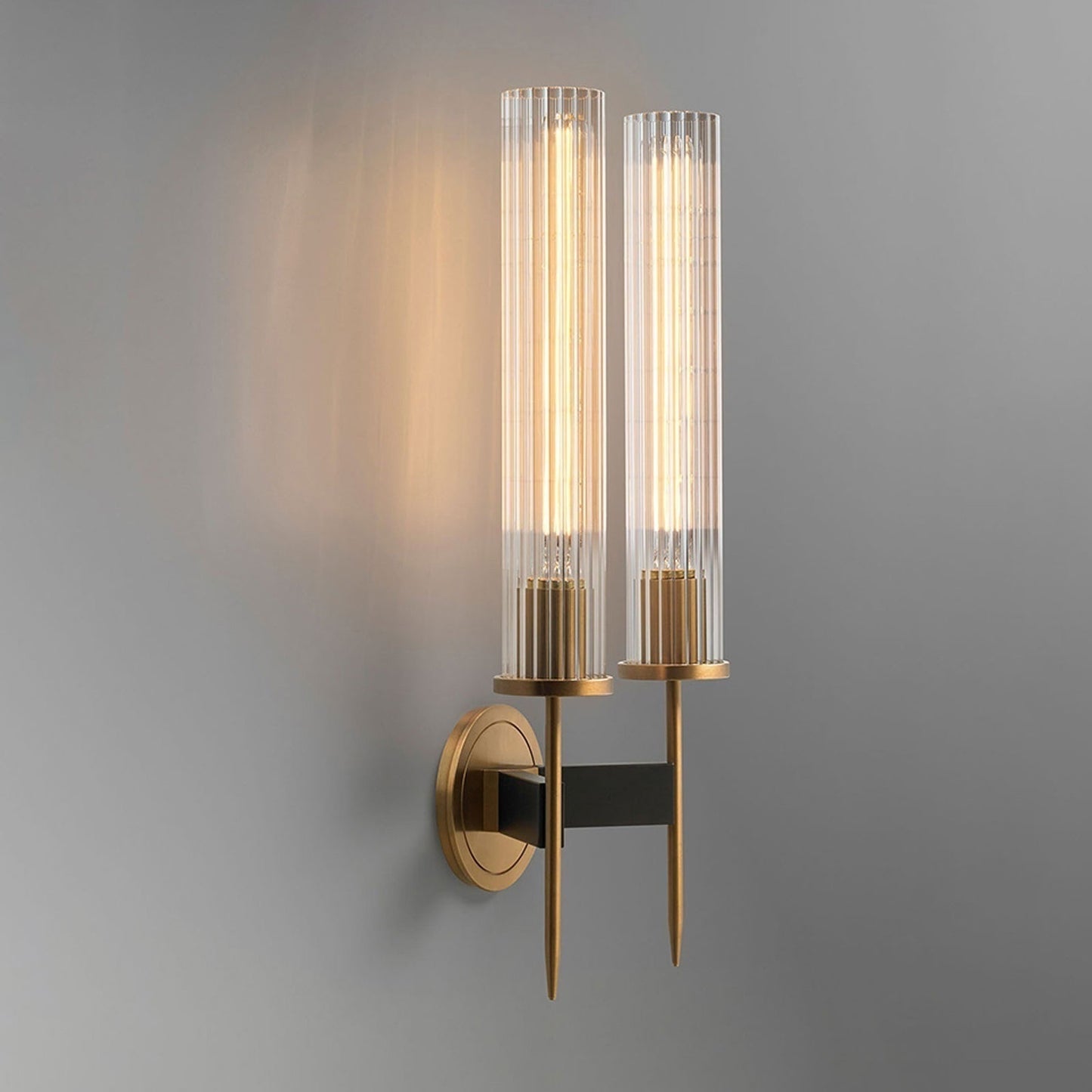 Lámpara de pared de cristal creativa posmoderna para sala de estar o dormitorio